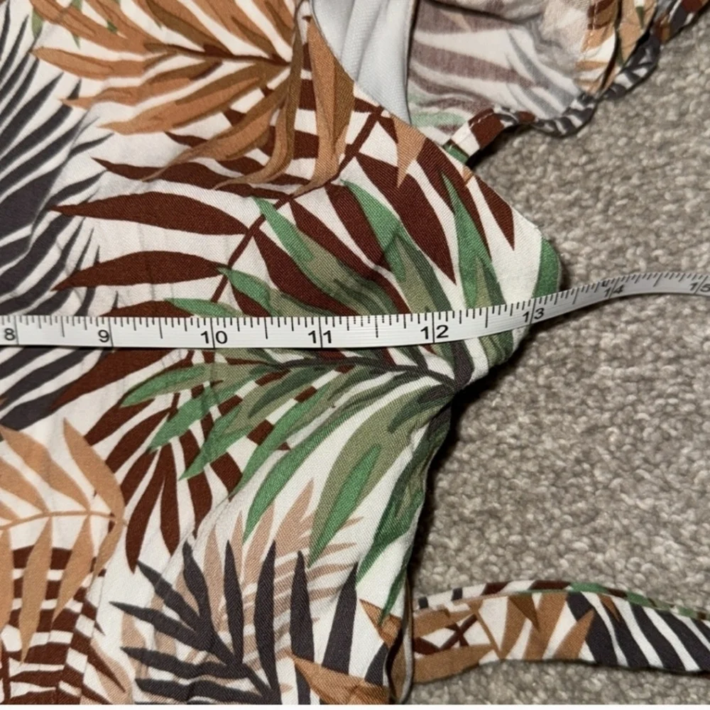 Tropical Leaf Print One Shoulder Romper - Picture 7 of 9